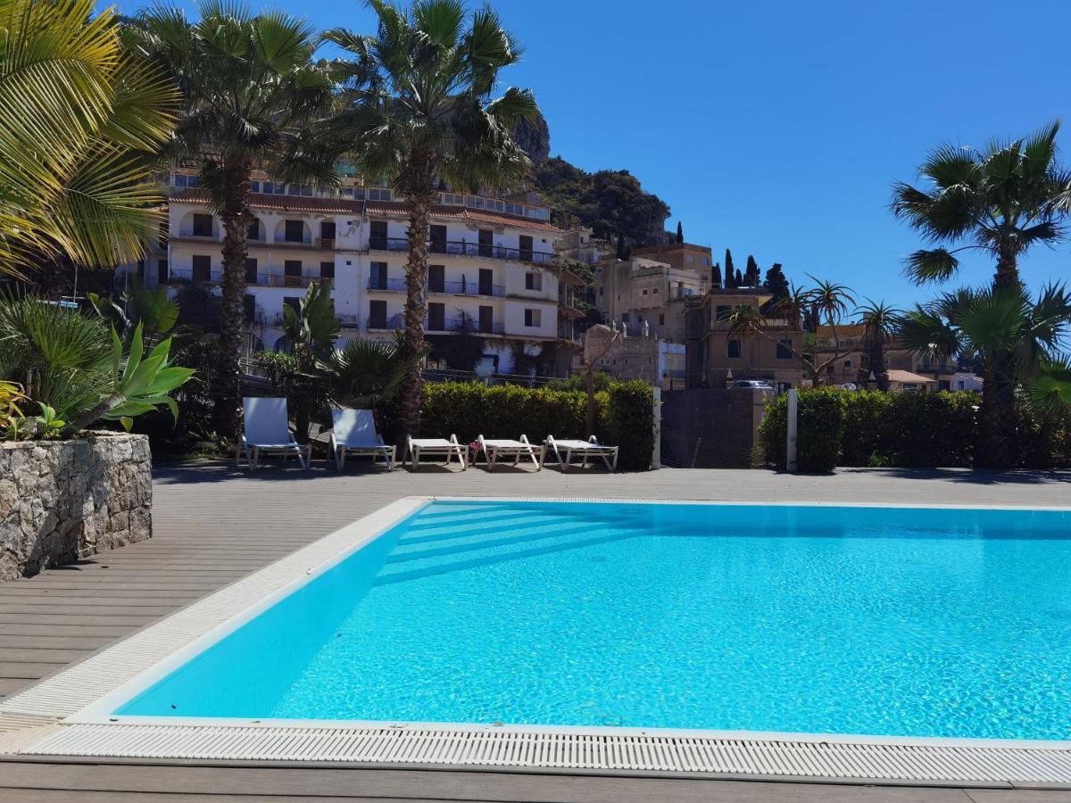 Diana - Minerva Luxury By Holidays